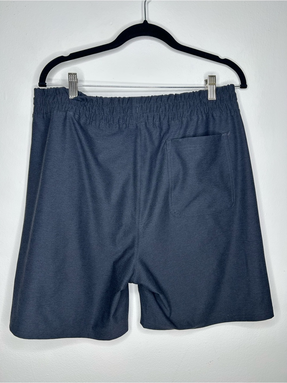 Outdoor Voices Dark Heather Charcoal Shorts Size Large - Picture 3 of 6